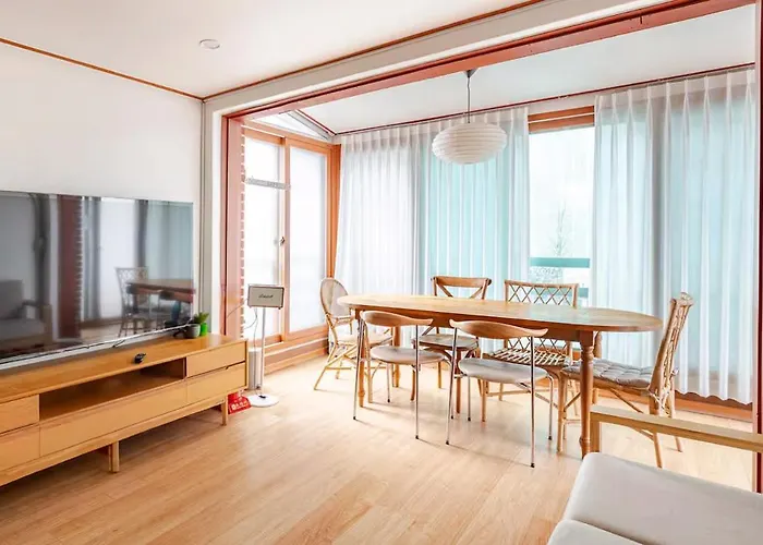 Mapo In Shinchon Villa *